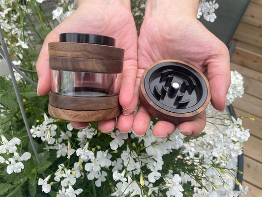 The Bzz 4 Piece Grinder